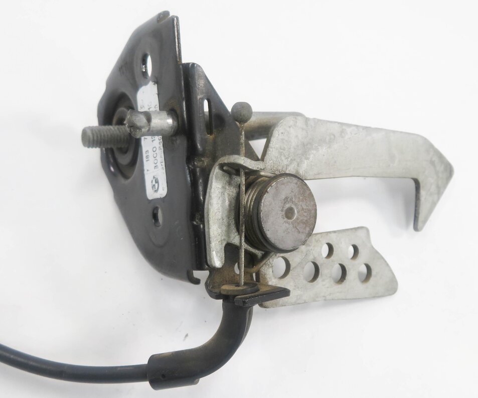 Thumbnail 5: 2012 BMW 750i (F01) FRONT UPPER HOOD SAFETY LOCK LATCH CATCH HOOK