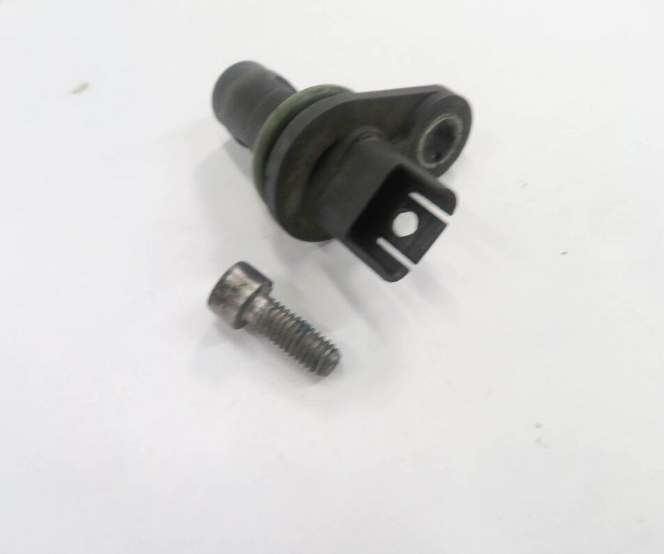 2012 BMW 750i (F01) 4.4L N63 TWIN TURBO ENGINE - CAMSHAFT CAM POSITION SENSOR