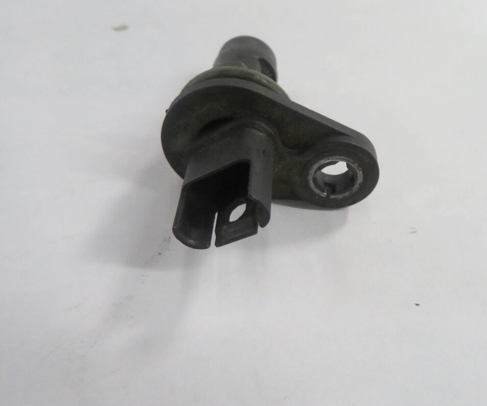 Thumbnail 2: 2012 BMW 750i (F01) 4.4L N63 TWIN TURBO ENGINE - CAMSHAFT CAM POSITION SENSOR