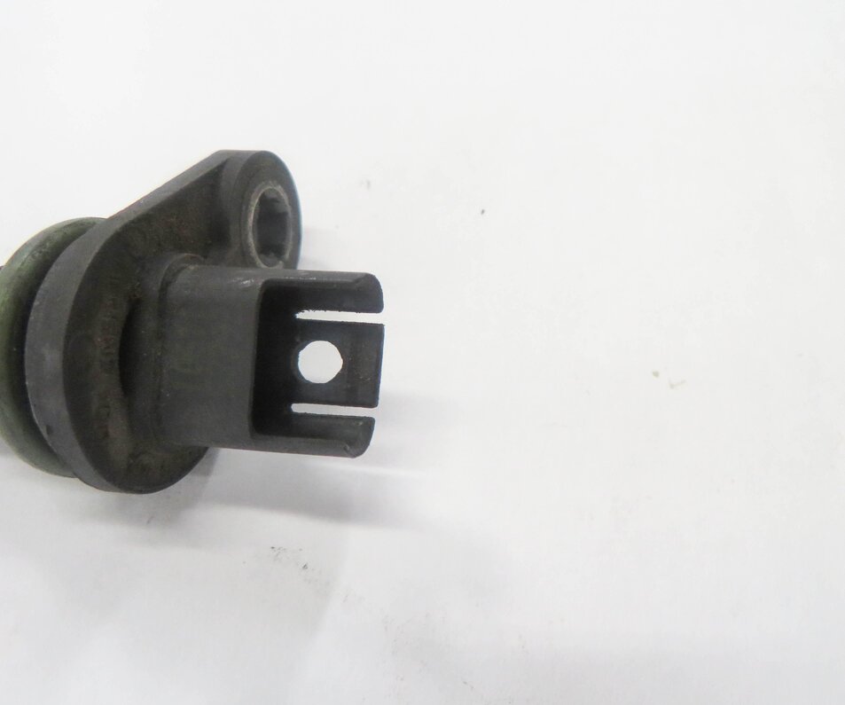 Thumbnail 3: 2012 BMW 750i (F01) 4.4L N63 TWIN TURBO ENGINE - CAMSHAFT CAM POSITION SENSOR