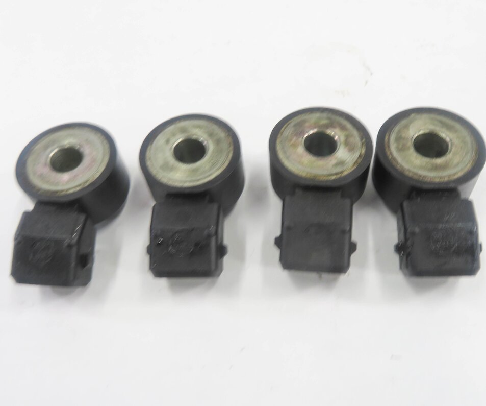 Thumbnail 6: 2012 BMW 750i (F01) 4.4L N63 TWIN TURBO ENGINE KNOCK PING DETONATION SENSOR SET