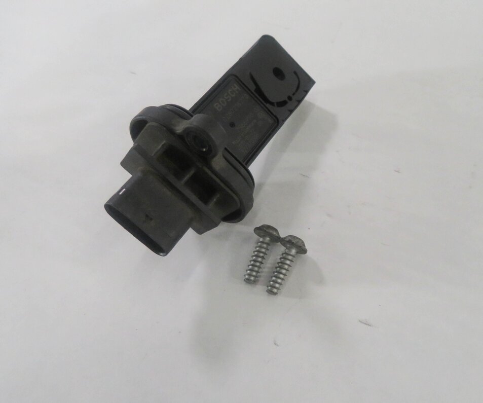 06-14 BMW 550i 750i 650i X5 X6 (E60 E70 E71 F01 F10) V8 MASS AIR FLOW SENSOR MAF