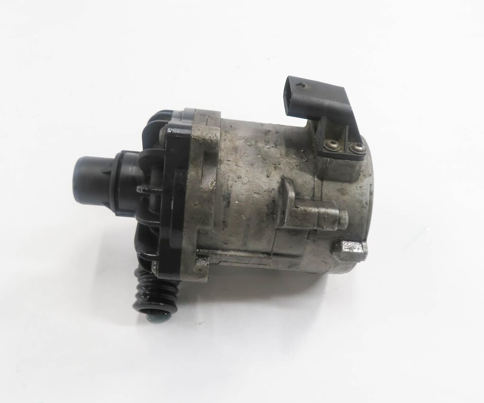 2012 BMW 750i (F01) 4.4L N63 TWIN TURBO ENGINE - AUX AUXILIARY WATER PUMP