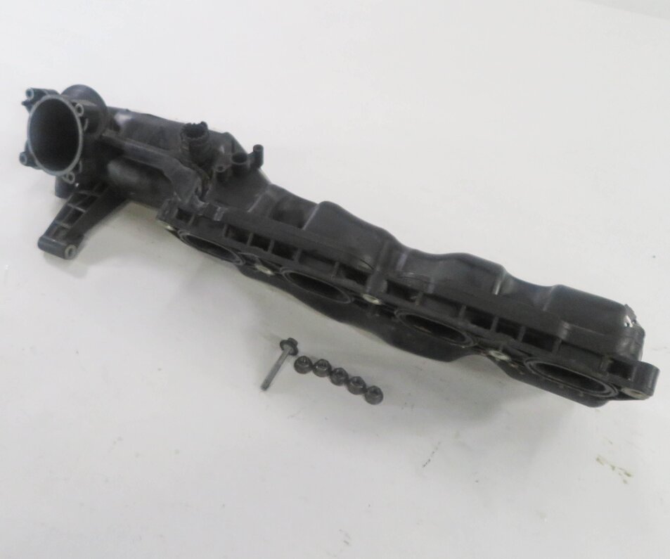 08-14 BMW 550i 650i 750i X5 X6 (F01 F10 E70 E71) 4.4L N63 RIGHT INTAKE MANIFOLD