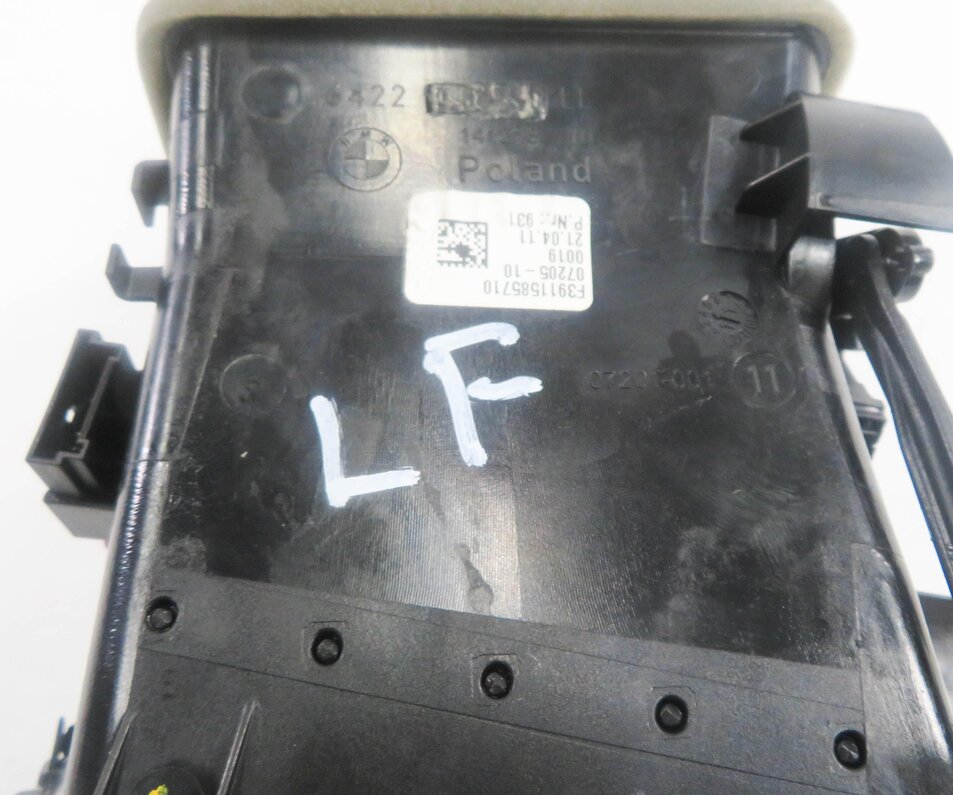 Thumbnail 6: 2012 BMW 750i (F01) LEFT FRONT DRIVER DASH HEATER A/C AIR VENT