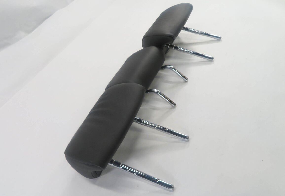 Thumbnail 3: 2012 BMW 750i (F01) REAR SEAT - LEFT / CENTER / RIGHT - HEADREST SET (BLACK)