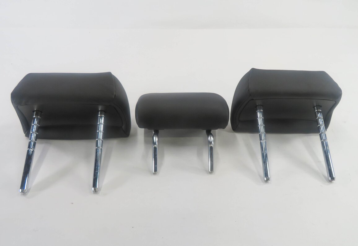 Thumbnail 5: 2012 BMW 750i (F01) REAR SEAT - LEFT / CENTER / RIGHT - HEADREST SET (BLACK)