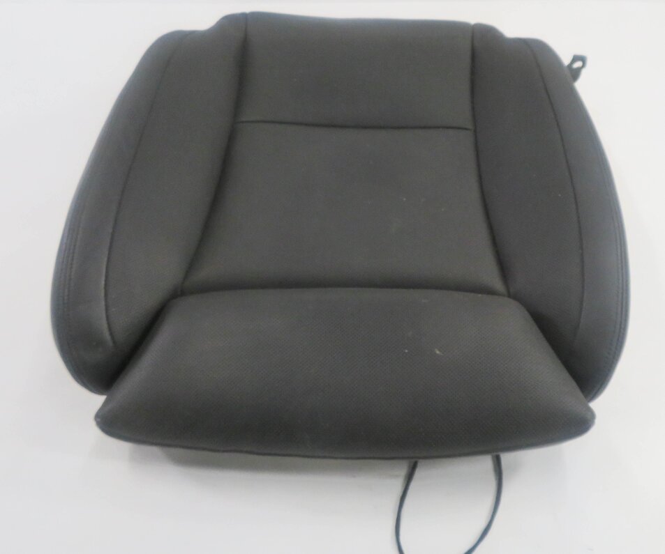Thumbnail 3: 2012 BMW 750i (F01) RIGHT FRONT LOWER BOTTOM HEATED COMFORT SEAT CUSHION (BLACK)