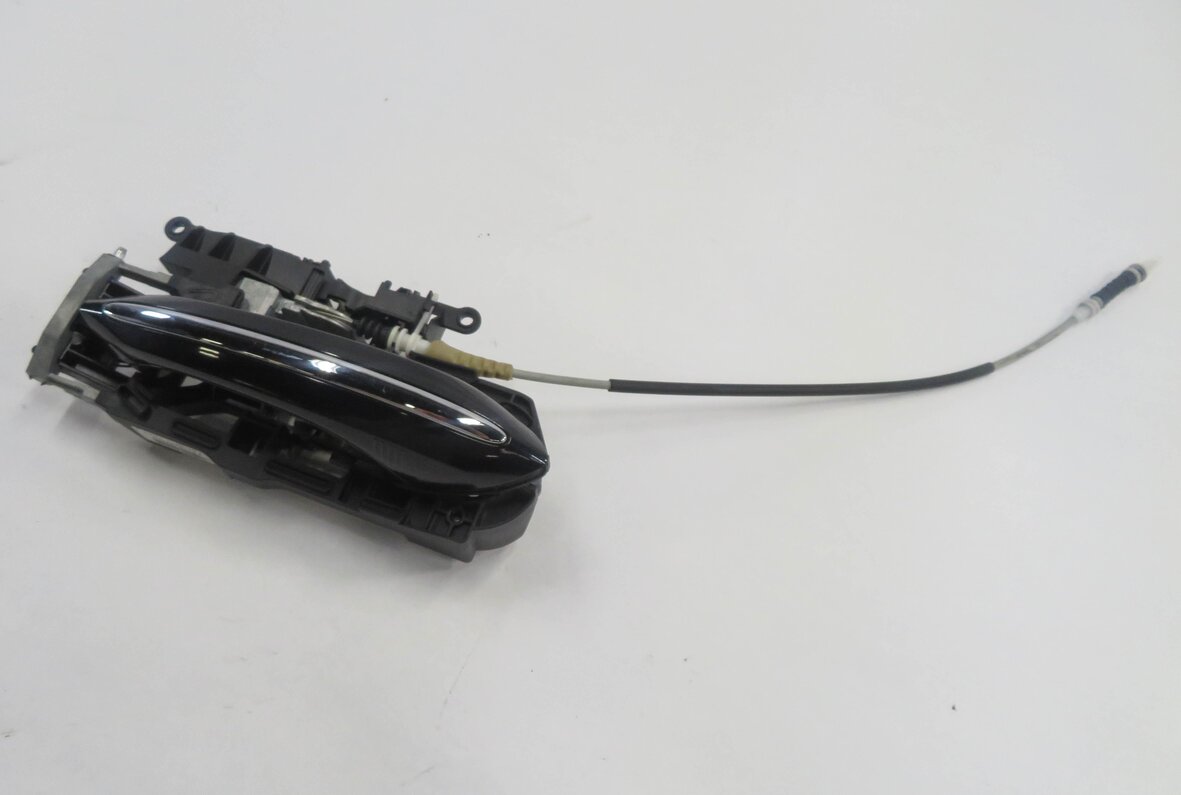 09-18 BMW 528i 535i 550i 740i 750i 760i RIGHT FRONT COMFORT DOOR HANDLE (BLACK)