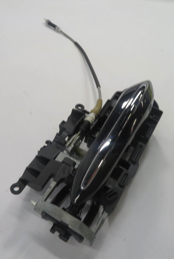 Thumbnail 3: 09-18 BMW 528i 535i 550i 740i 750i 760i RIGHT FRONT COMFORT DOOR HANDLE (BLACK)