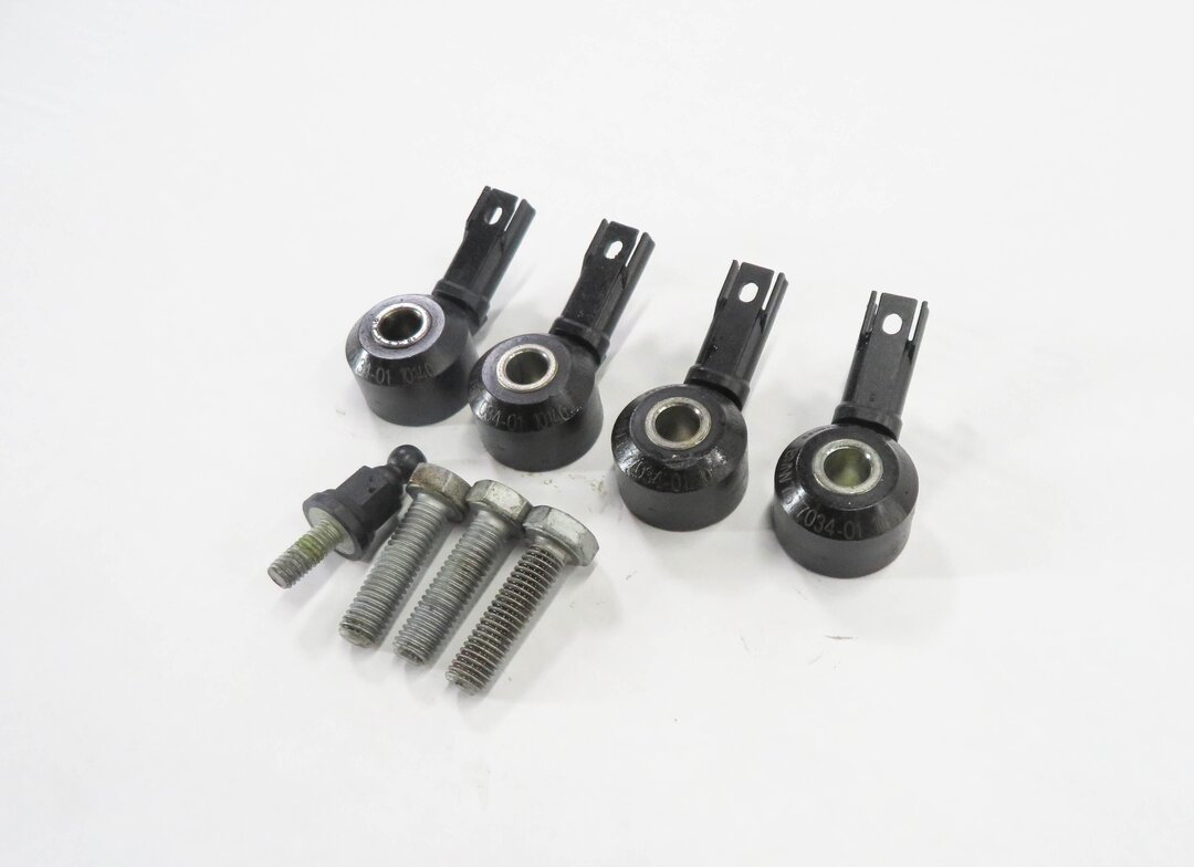 Thumbnail 1: 2011 BMW 550i (F10) 4.4L TWIN TURBO ENGINE - KNOCK PING DETONATION SENSOR SET-4