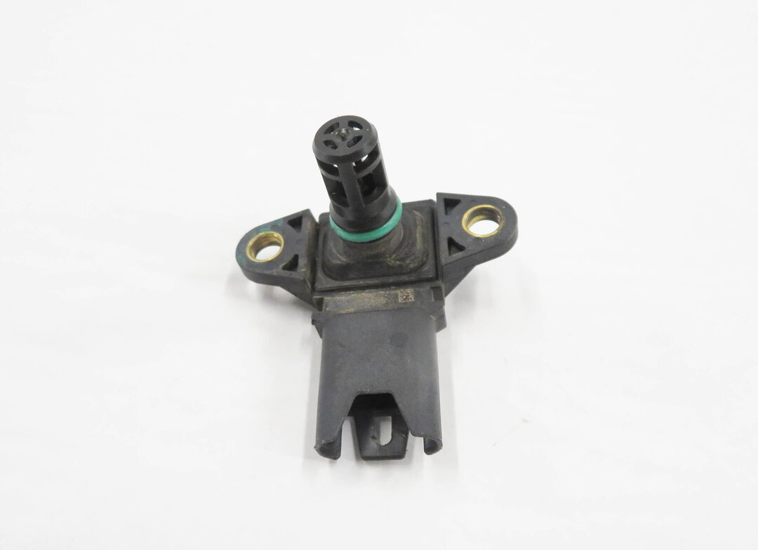 Thumbnail 2: 2011 BMW 550i (F10) 4.4L N63 V8 TWIN TURBO ENGINE - MAP MANIFOLD PRESSURE SENSOR