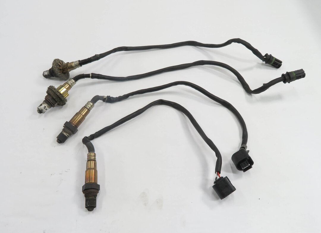 Thumbnail 2: 2011 BMW 550i (F10) 4.4L N63 - PRE / POST CAT O2 OXYGEN LAMBDA PROBE SENSOR SET