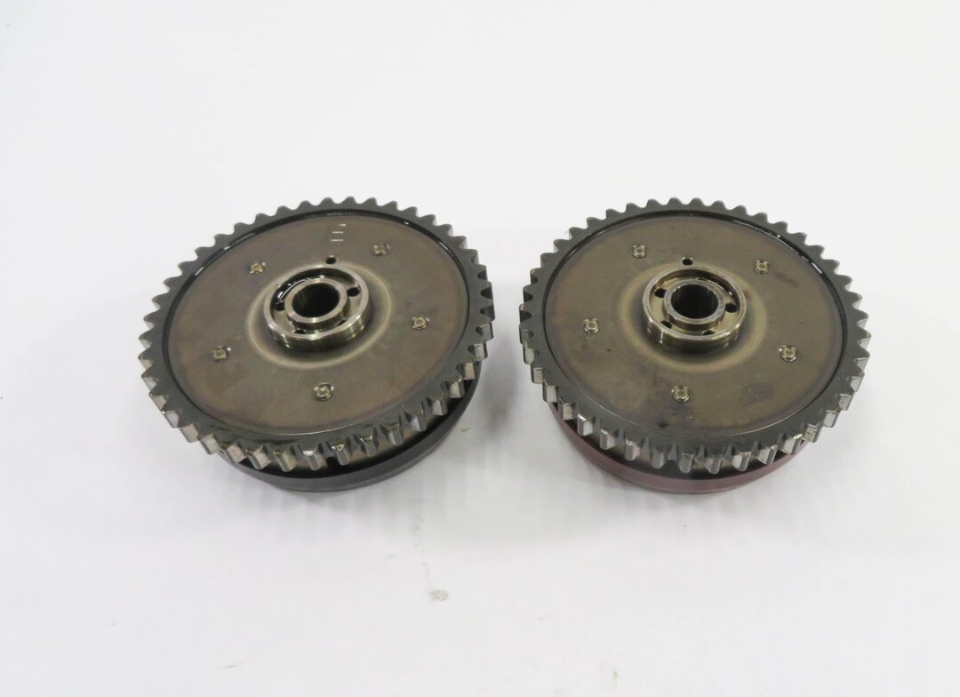 Thumbnail 2: 2011 BMW 550i (F10) 4.4L N63 TWIN TURBO - RIGHT ENGINE CAMSHAFT TIMING GEAR SET