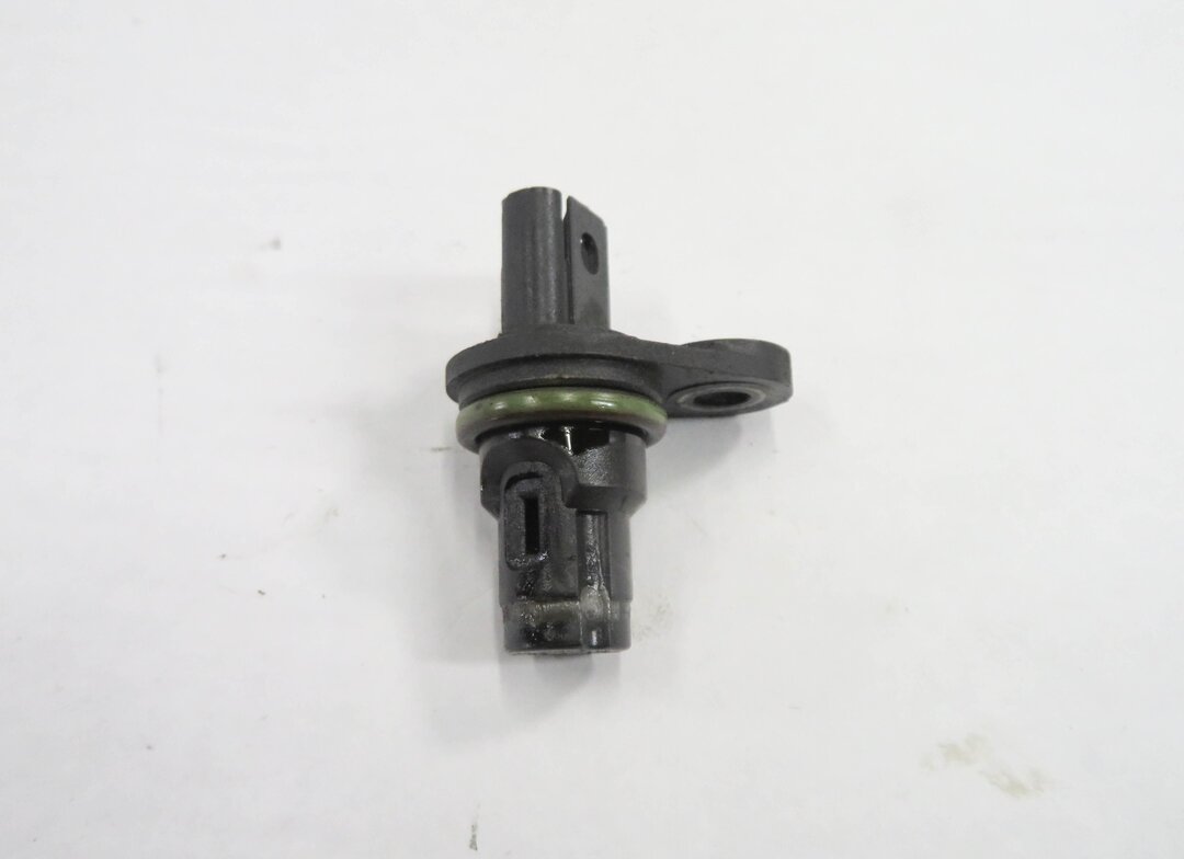 Thumbnail 5: 2011 BMW 550i (F10) 4.4L N63 TWIN TURBO ENGINE - CAMSHAFT CAM POSITION SENSOR