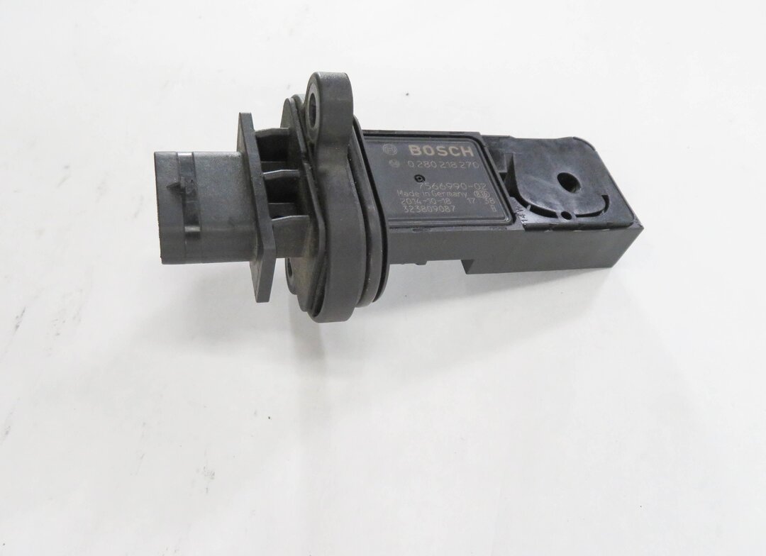 Thumbnail 8: 06-14 BMW 550i 750i 650i X5 X6 (E60 E70 E71 F01 F10) V8 MASS AIR FLOW SENSOR MAF