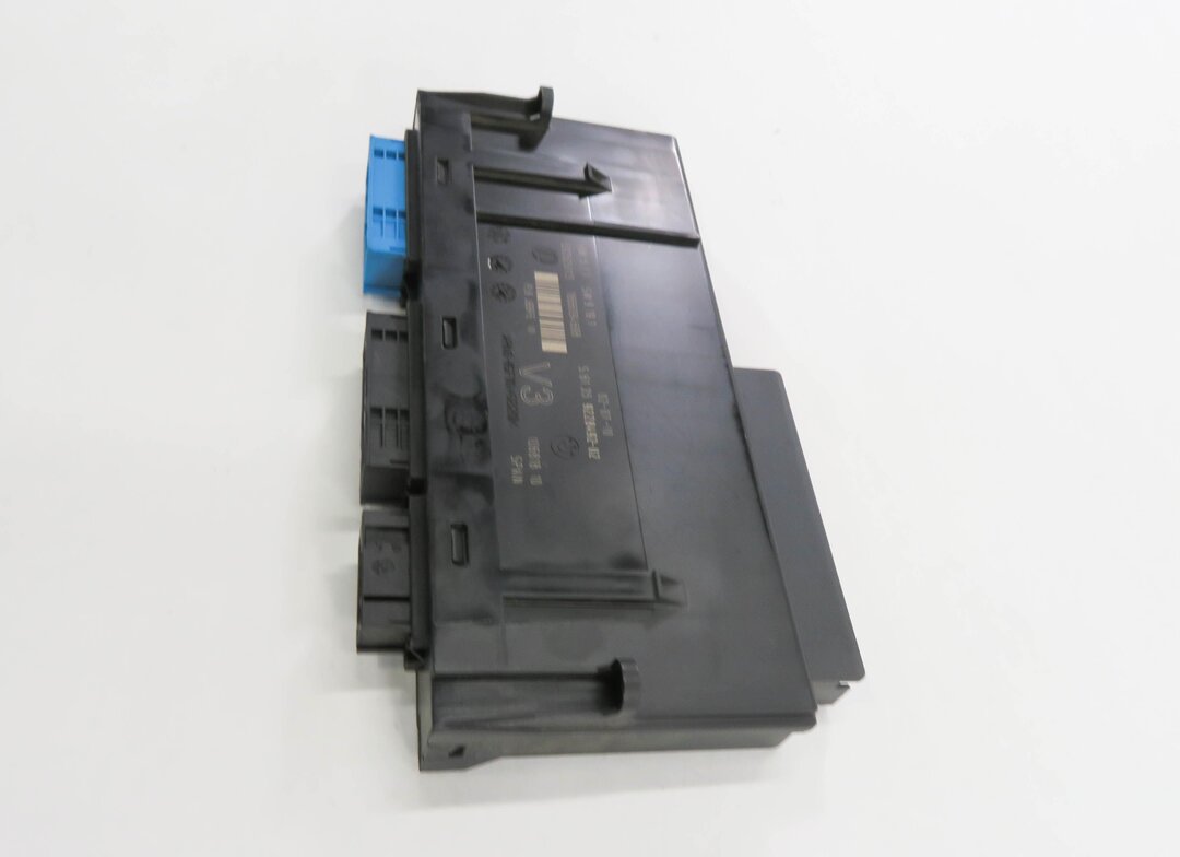Thumbnail 3: 2010-2011 BMW 528i 535i 550i 535iGT 550iGT (F07 F10) MAIN BODY CONTROL MODULE