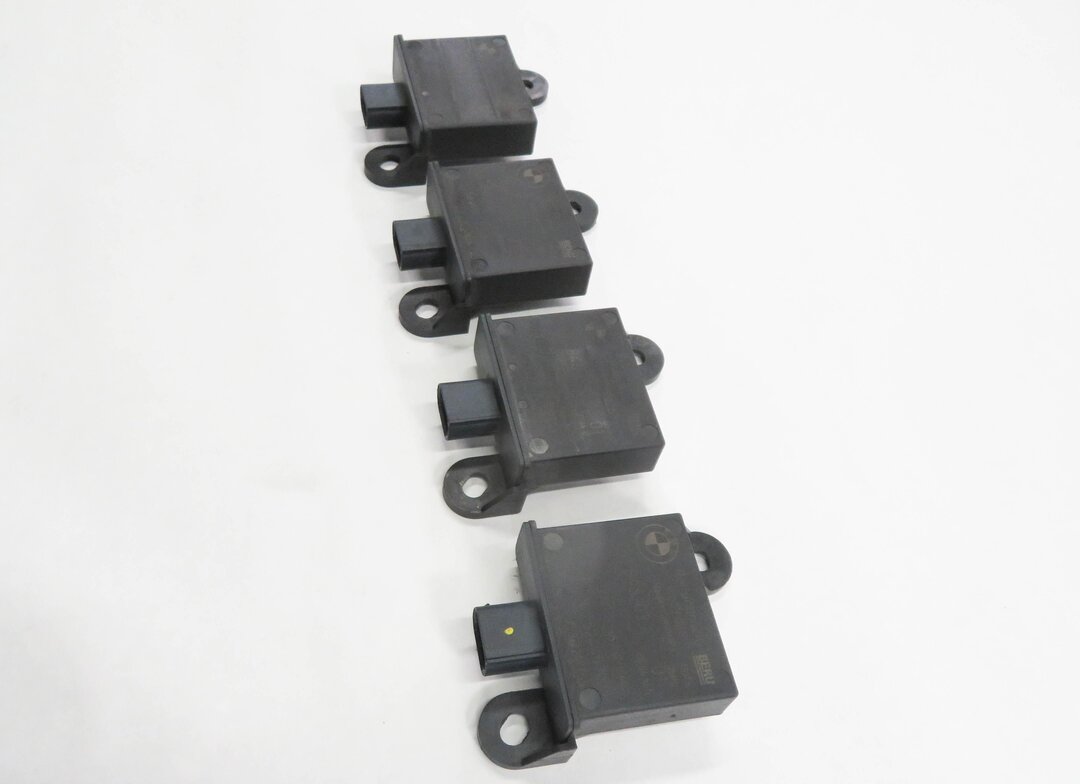 Thumbnail 3: 2011 BMW 550i (F10) TPMS TIRE AIR PRESSURE SENSOR TRIGGER MODULE SET-4
