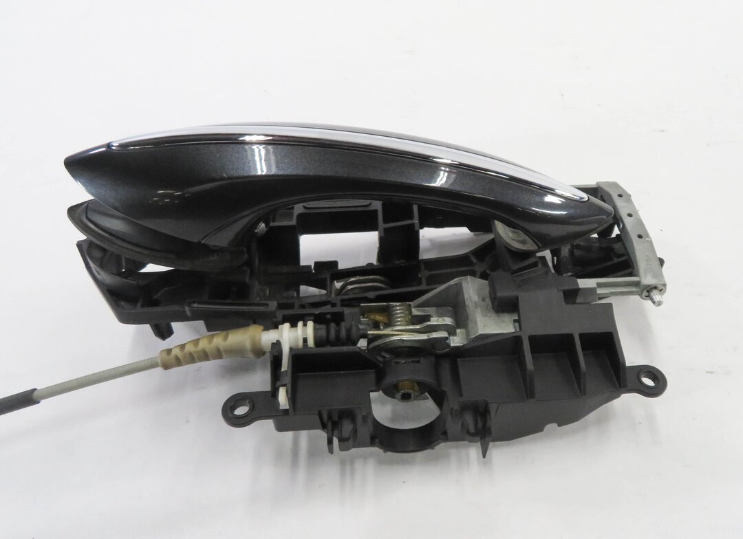 Thumbnail 5: 09-18 BMW 528i 535i 550i 740i 750i - RIGHT PASSENGER COMFORT DOOR HANDLE (GRAY)