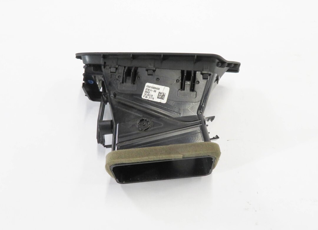 Thumbnail 5: 2011 BMW 550i (F10) RIGHT FRONT PASSENGER DASH HEATER A/C AIR VENT