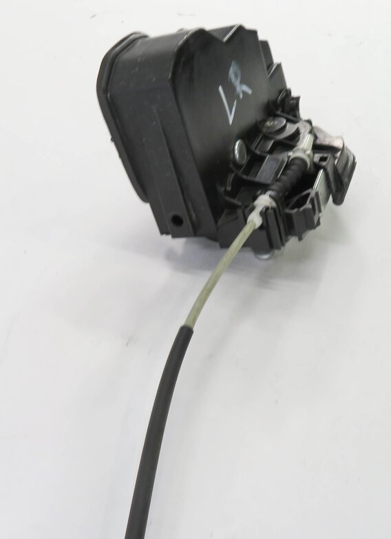 Thumbnail 4: 2010-2018 BMW E90 F30 F32 E60 F10 F01 F25 F26 E70 E71 - LEFT REAR DOOR LATCH