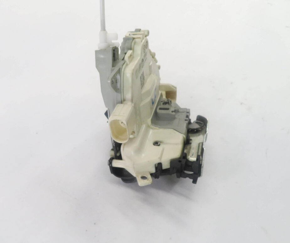 Thumbnail 2: 2010-2019 AUDI / PORSCHE A4 S4 A5 S5 A6 Q3 Q5 Q7 TT 911 - LEFT FRONT DOOR LATCH