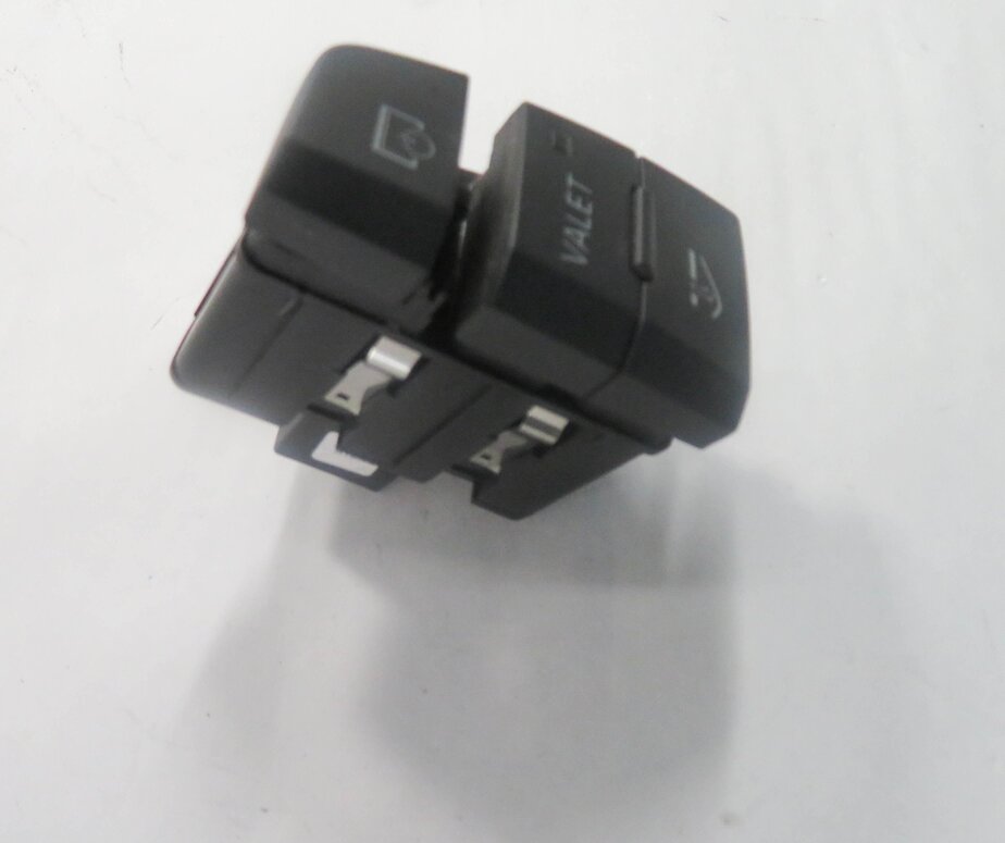 Thumbnail 3: 2014 AUDI Q7 (4L) GLOVE BOX SWITCH VALET SCREEN POWER SWITCH BUTTON