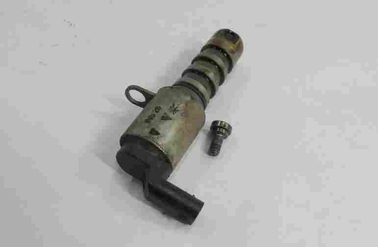14 AUDI Q7 (4L) 3.0L SUPER (CTW) ENGINE CAM CAMSHAFT ADJUSTER SOLENOID MODULE