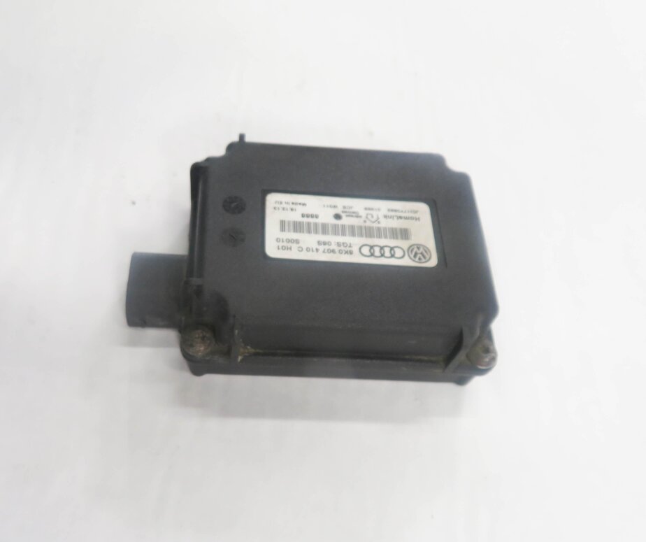 Thumbnail 6: 2014 AUDI Q7 (4L) HOMELINK GARAGE DOOR CONTROL MODULE