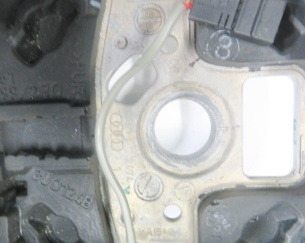 Thumbnail 5: 12-15 AUDI Q7 (4L) LEFT DRIVER 3-SPOKE S-LINE SPORT STEERING w/ PADDLES