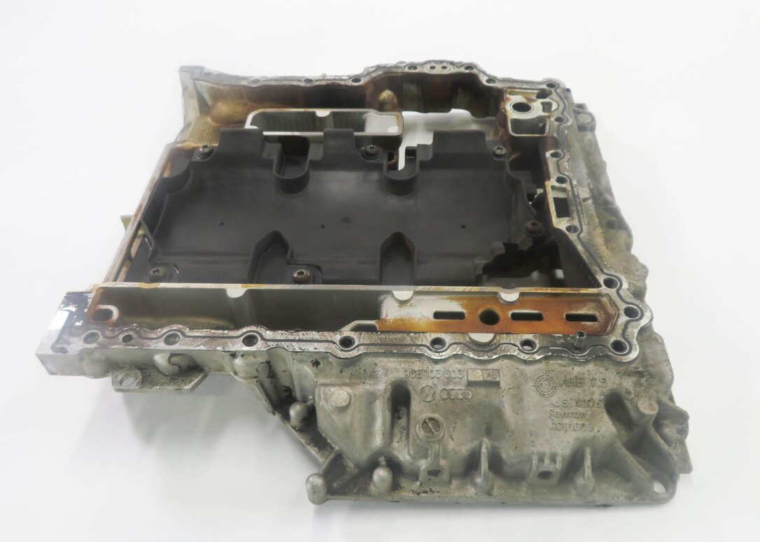 Thumbnail 2: 2014 AUDI Q7 (4L) 3.0L SUPERCHARGED ENGINE - UPPER ENGINE OIL FLUID PAN CRADLE