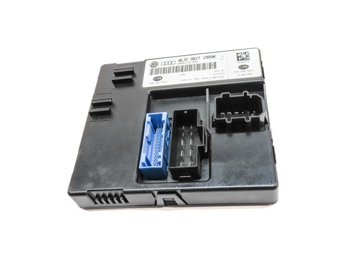 Thumbnail 2: 2014 AUDI Q7 (4L) BODY POWER SUPPLY COMFORT CONTROL MODULE