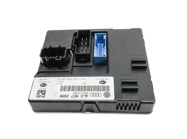 Thumbnail 3: 2014 AUDI Q7 (4L) BODY POWER SUPPLY COMFORT CONTROL MODULE