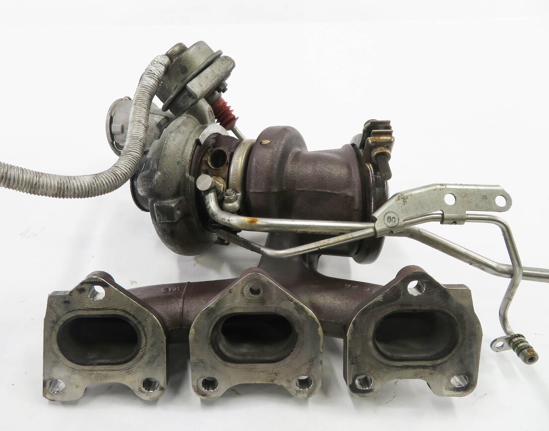 Thumbnail 7: 2015-2018 PORSCHE CAYENNE (958) 3.6L TURBO ENGINE - LEFT TURBOCHARGER ASSEMBLY