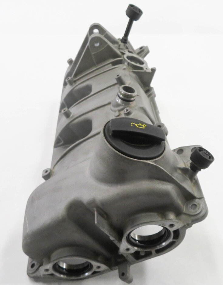 Thumbnail 3: 2015-2018 PORSCHE CAYENNE MACAN (958 95B) 3.0L / 3.6L ENGINE - RIGHT VALVE COVER