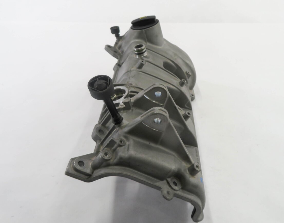 Thumbnail 5: 2015-2018 PORSCHE CAYENNE MACAN (958 95B) 3.0L / 3.6L ENGINE - RIGHT VALVE COVER