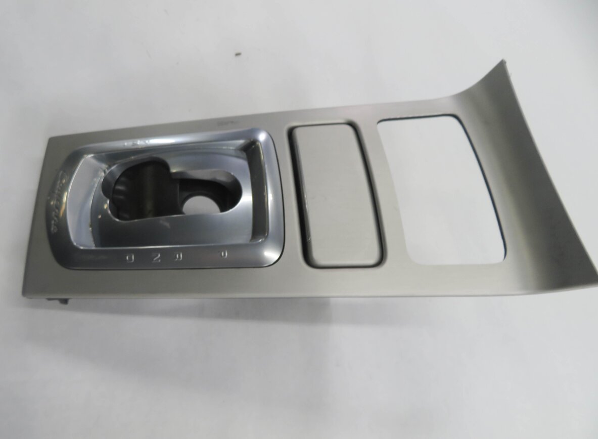 Thumbnail 4: 2016 PORSCHE CAYENNE GTS (958) FRONT CONSOLE SHIFTER TRIM (BRUSHED ALUMINUM)