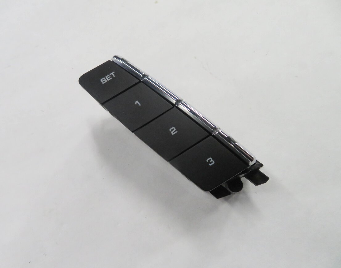 2016 PORSCHE CAYENNE GTS (958) RIGHT FRONT PASSENGER MEMORY SEAT POSITION SWITCH