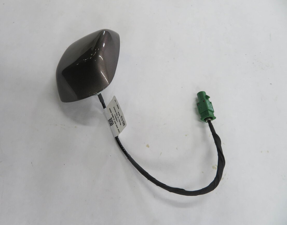 Thumbnail 4: 10-16 PORSCHE CAYENNE PANAMERA (958 / 970 G1) RADIO STEREO ANTENNA (UMBER M8U)