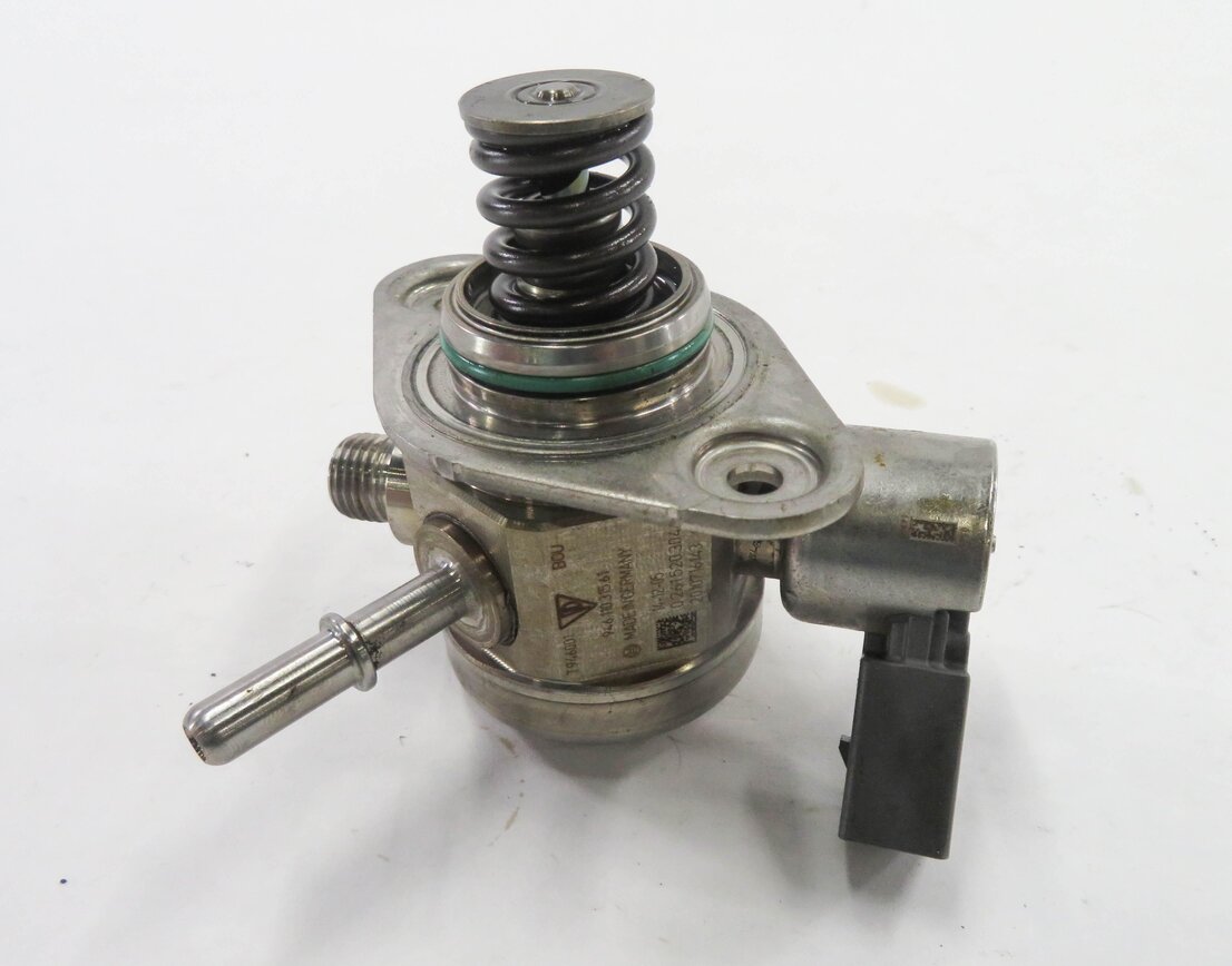 Thumbnail 6: 14-18 PORSCHE CAYENNE MACAN PANAMERA (958 970) 3.0L 3.6L - MECHANICAL FUEL PUMP