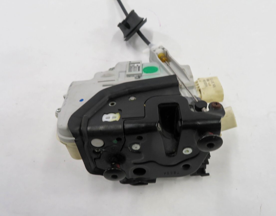 Thumbnail 7: 09-18 AUDI / PORSCHE - A4 A5 Q5 S4 TT CAYENNE PANAMERA TOURAEG DRIVER DOOR LATCH
