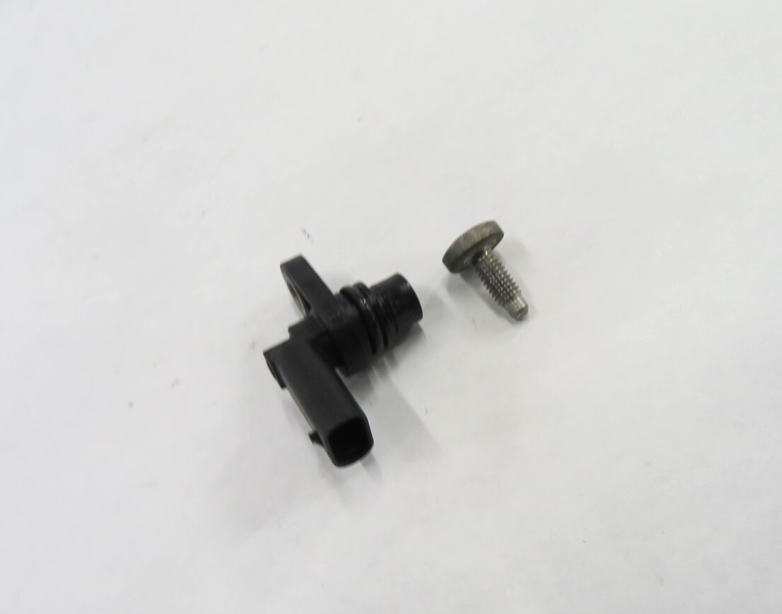 2016 PORSCHE CAYENNE GTS (958) 3.6L MCX.ZA TURBO - CAMSHAFT CAM POSITION SENSOR