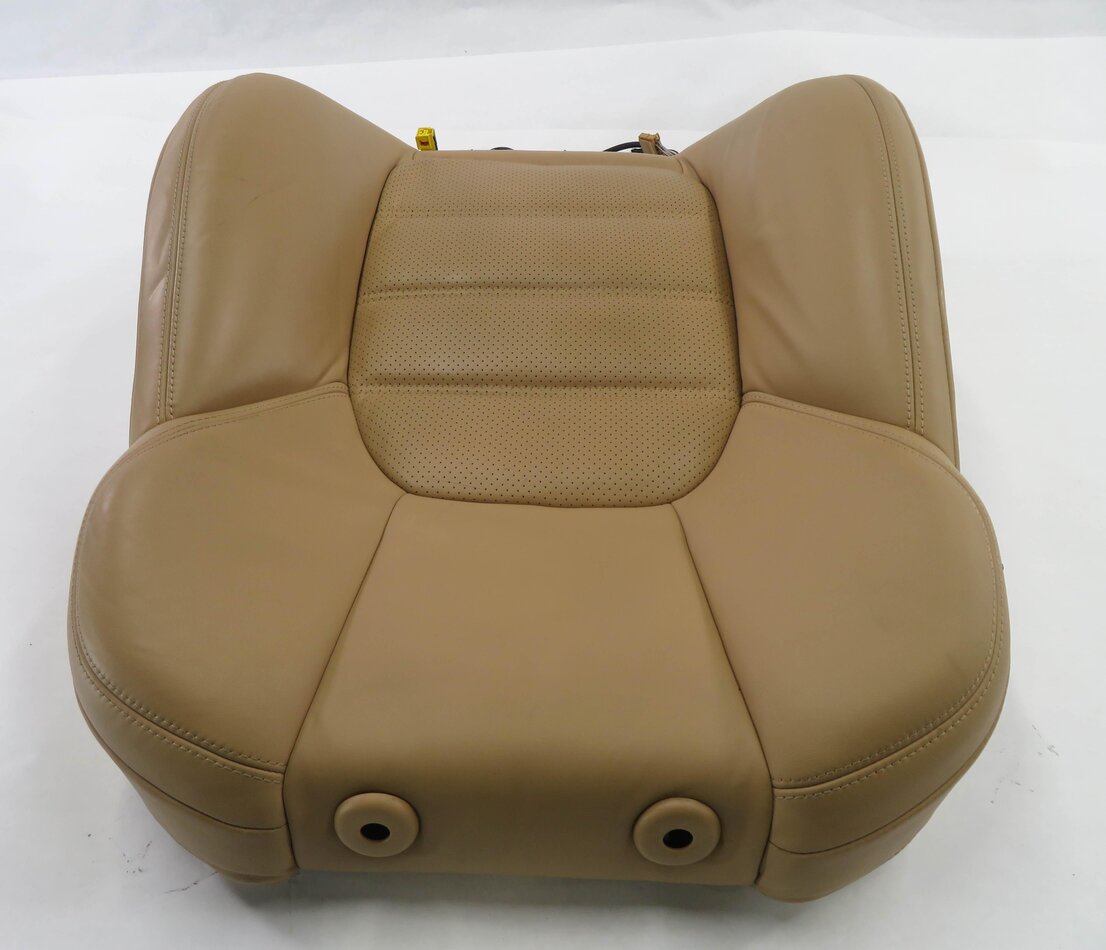 Thumbnail 4: 2016 PORSCHE CAYENNE GTS (958) RIGHT FRONT UPPER TOP HEATED SEAT CUSHION (BEIGE)