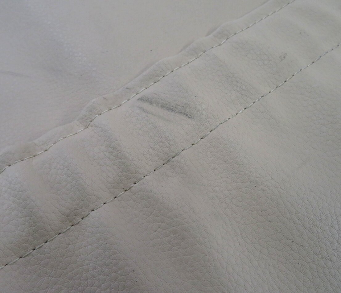 Thumbnail 9: 2016 PORSCHE CAYENNE GTS (958) RIGHT FRONT UPPER TOP HEATED SEAT CUSHION (BEIGE)