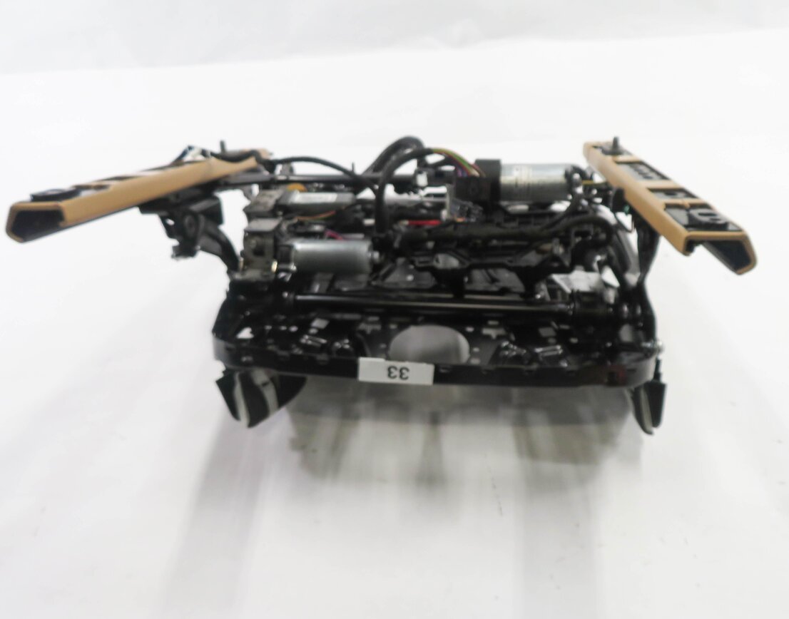 Thumbnail 6: 2015-2018 PORSCHE CAYENNE (958) LEFT FRONT DRIVER 12-WAY SEAT TRACK w/ MOTORS