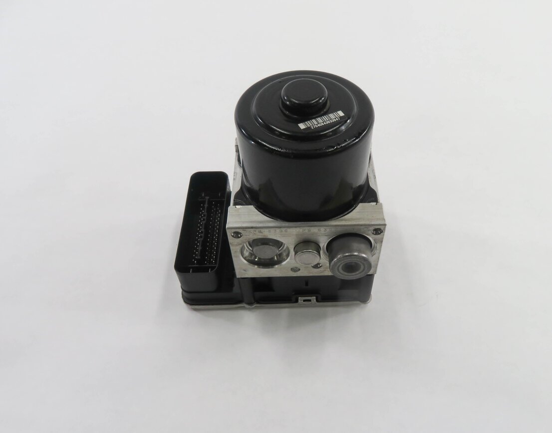 Thumbnail 5: 2015-2018 PORSCHE CAYENNE (958) ABS ANTI LOCK BRAKE PUMP w/ MODULE