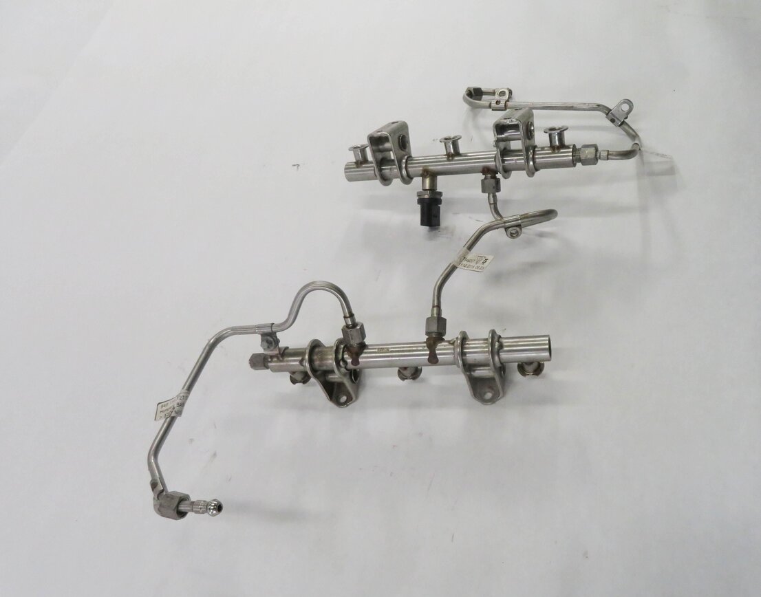 Thumbnail 4: 2016 PORSCHE CAYENNE GTS (958) 3.6L MCX.ZA TURBO ENGINE - FUEL RAIL SET w/ LINES