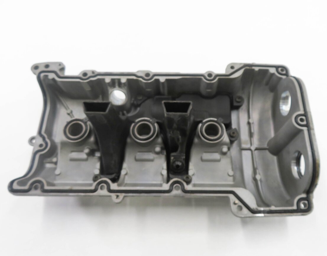 Thumbnail 6: 2015-2018 PORSCHE CAYENNE MACAN (958 95B) 3.0L / 3.6L ENGINE - LEFT VALVE COVER