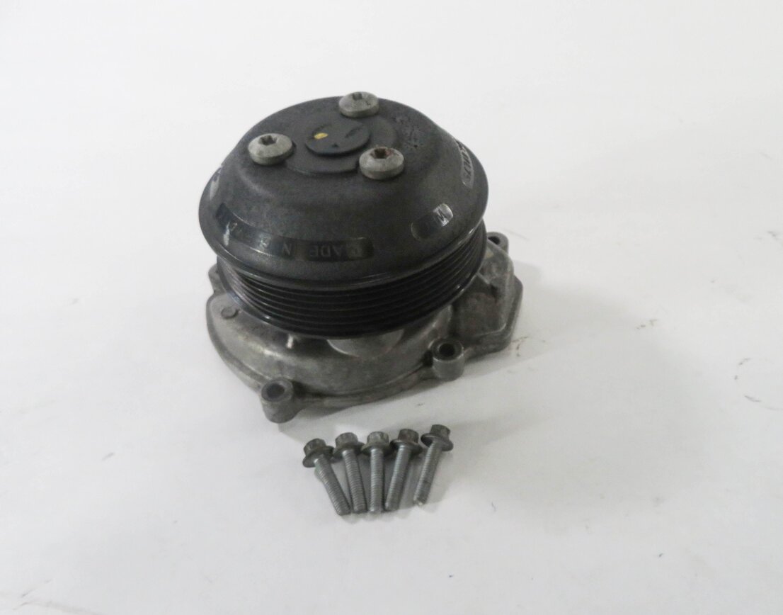 Thumbnail 2: 2015-2018 PORSCHE CAYENNE (958) 3.6L TURBO ENGINE - MECHANICAL WATER PUMP