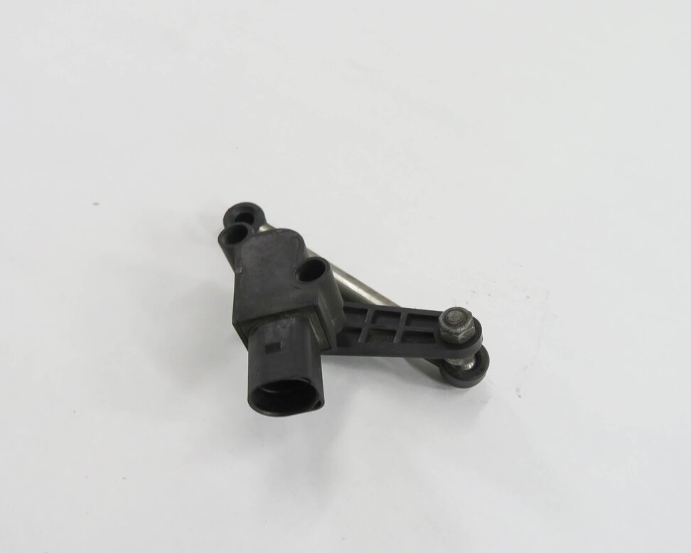 Thumbnail 2: 2010 AUDI Q5 (B8 8R) LEFT DRIVER REAR SUSPENSION HEIGHT LEVEL SENSOR